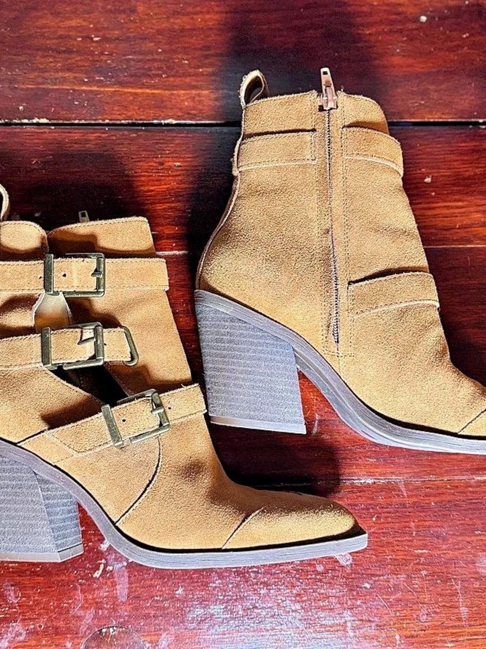Crown Vintage Tan Ankle Boots Women’s 7.5 Buckle Booties - Picture 2 of 4